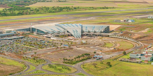 Helicopter sightseeing tour from airport exclusive (7)